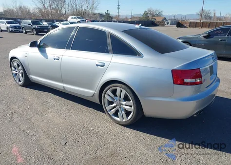 2007 Audi S6 5.2 z USA, uszkodzony, nr VIN WAUGN74FX7N045867